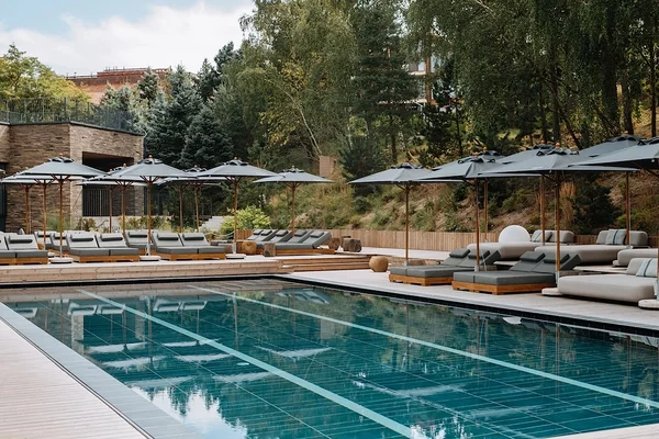 Livoutdoor sky teakwood päevitustool välimööbel